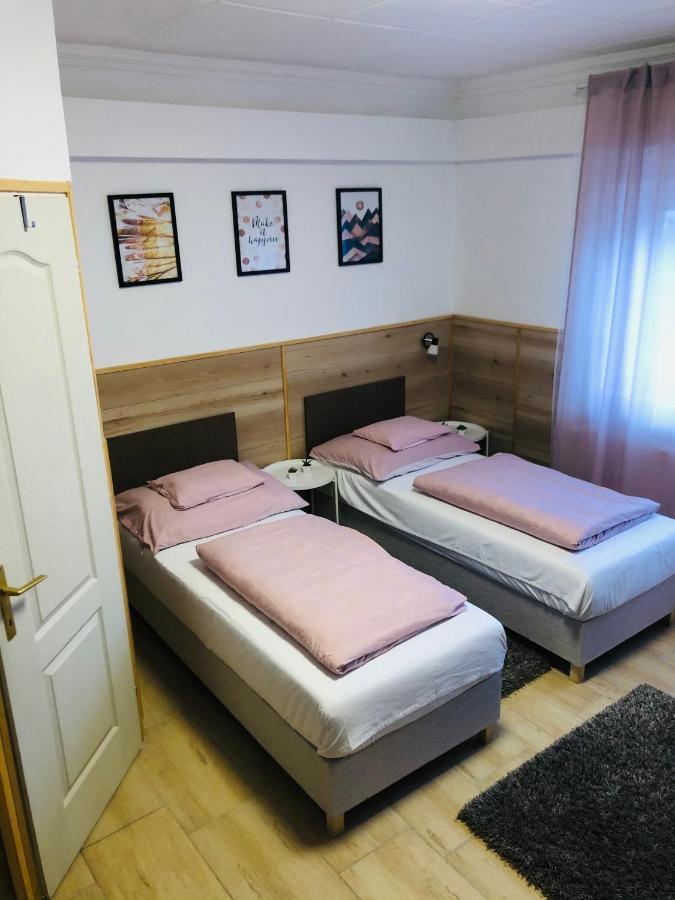 Melánia Vendégház Balatonfőkajár Exterior foto