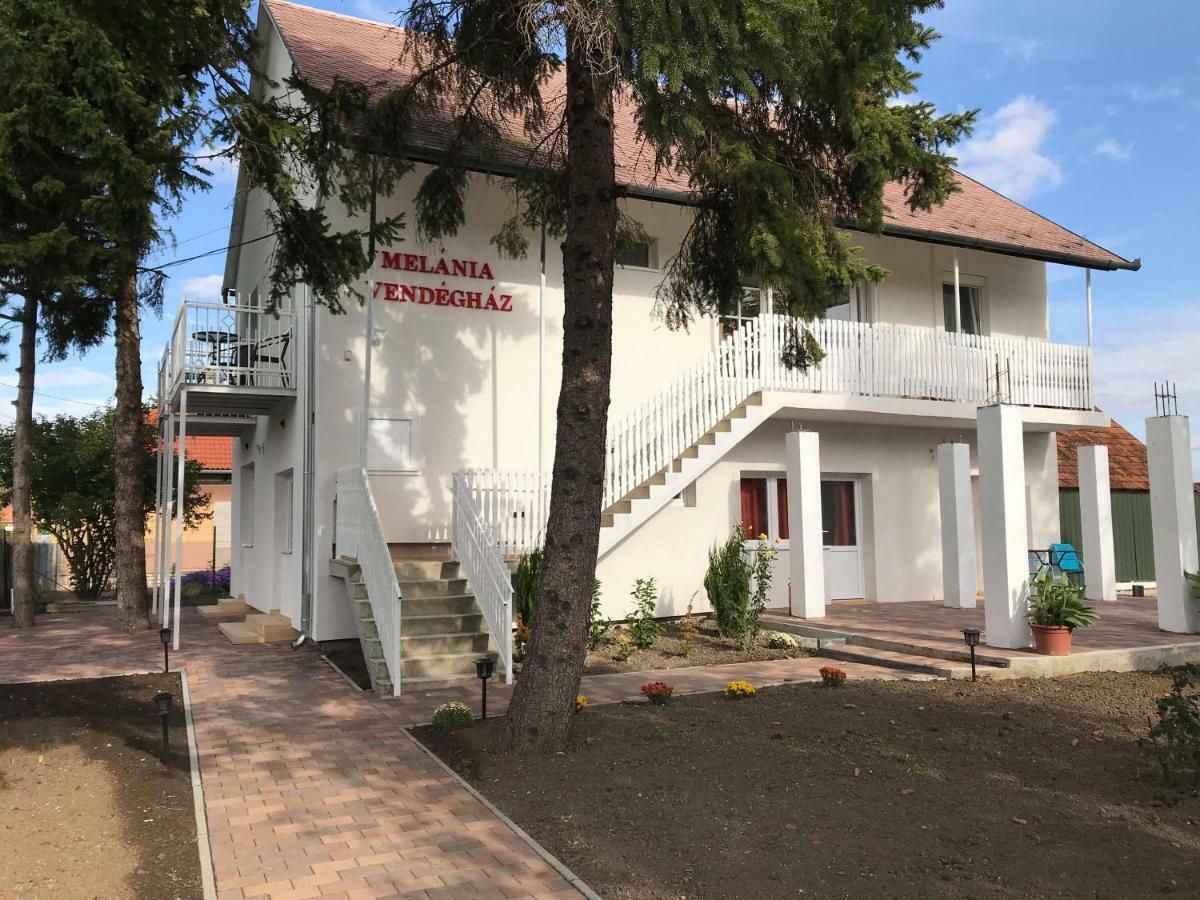 Melánia Vendégház Balatonfőkajár Exterior foto
